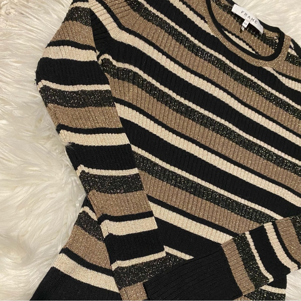 Frame Panel Striped Ribbed Top - Picture 9 of 13